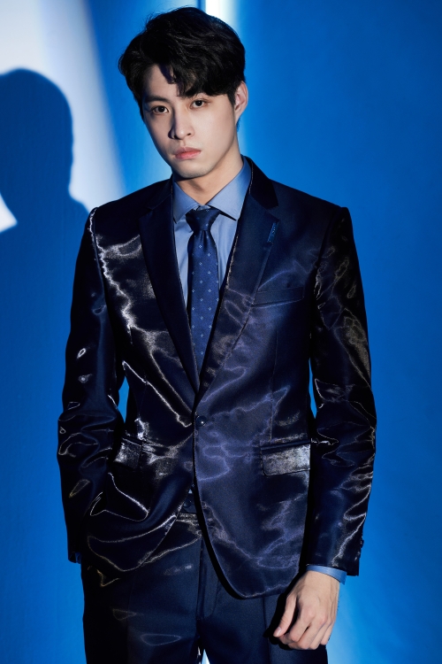 2022 S/S 『虛擬未來』